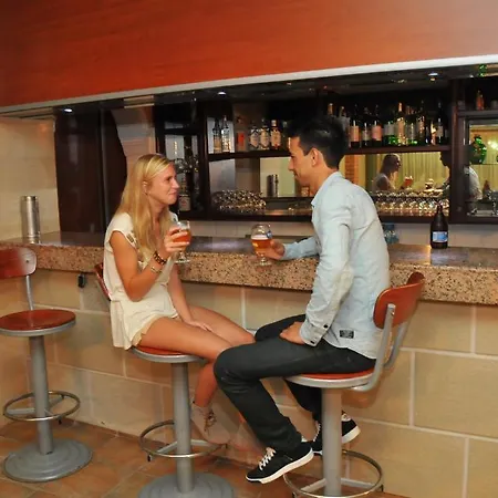 Anfora Hotel 3*
